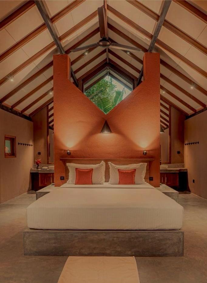 Nisala Villas ヒッカドゥワ エクステリア 写真