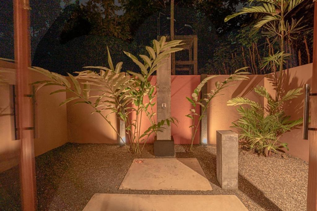 Nisala Villas ヒッカドゥワ エクステリア 写真