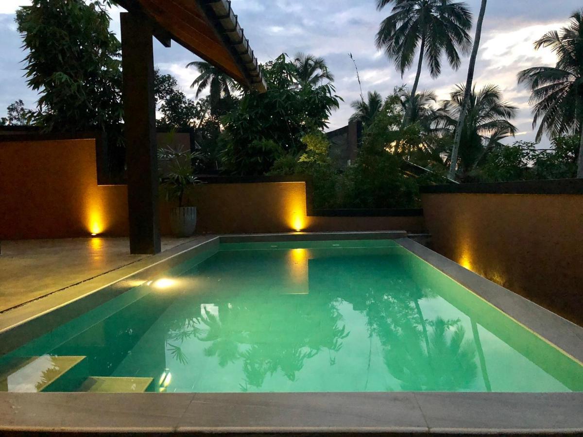 Nisala Villas ヒッカドゥワ エクステリア 写真